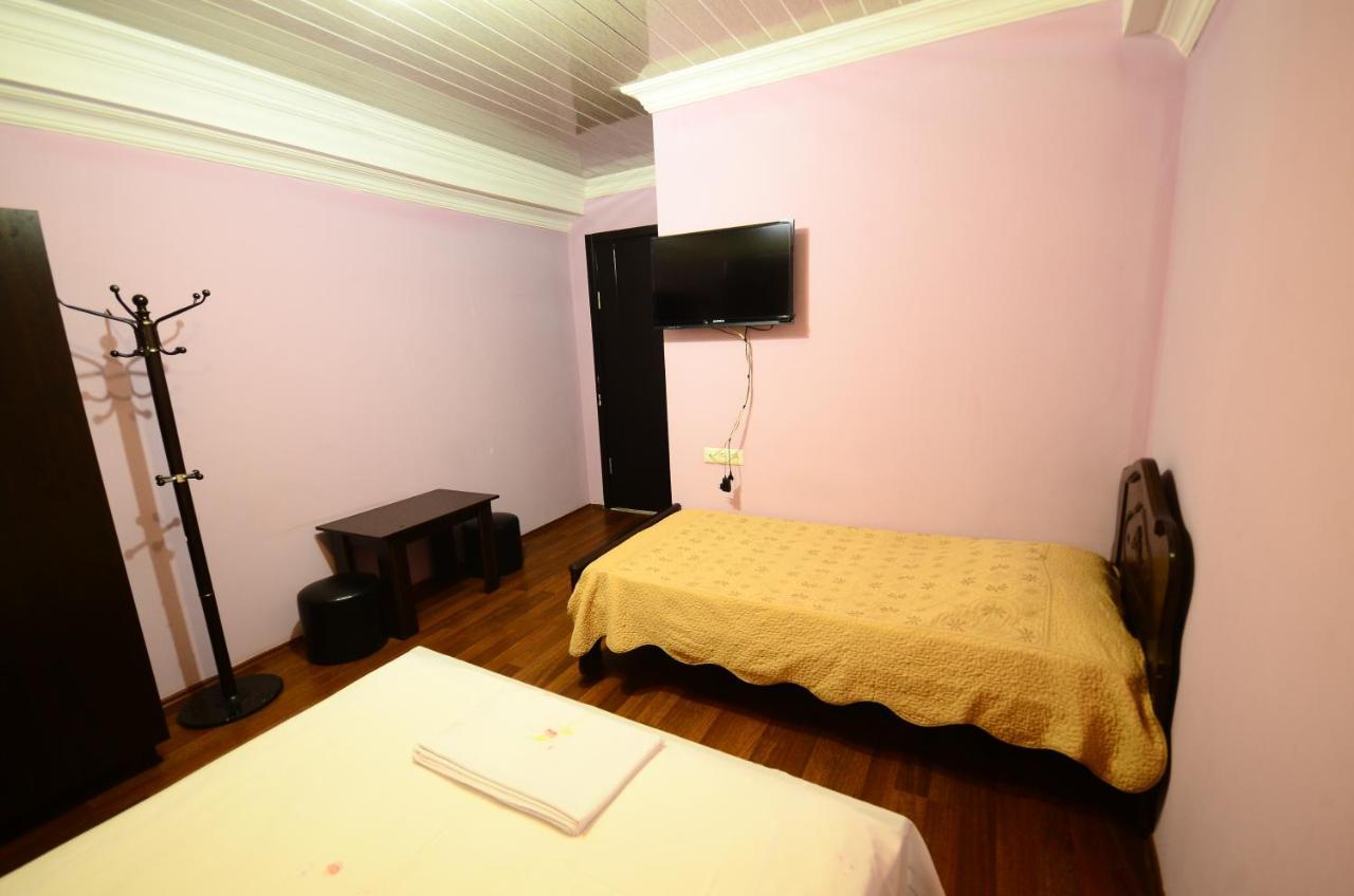Hotel Peria บาทูมิ ภายนอก รูปภาพ